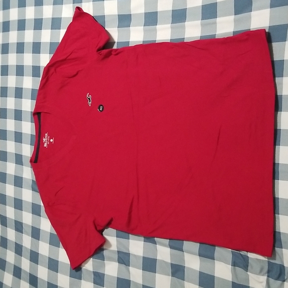 2 TOPS HOLLISTER - Picture 4 of 14